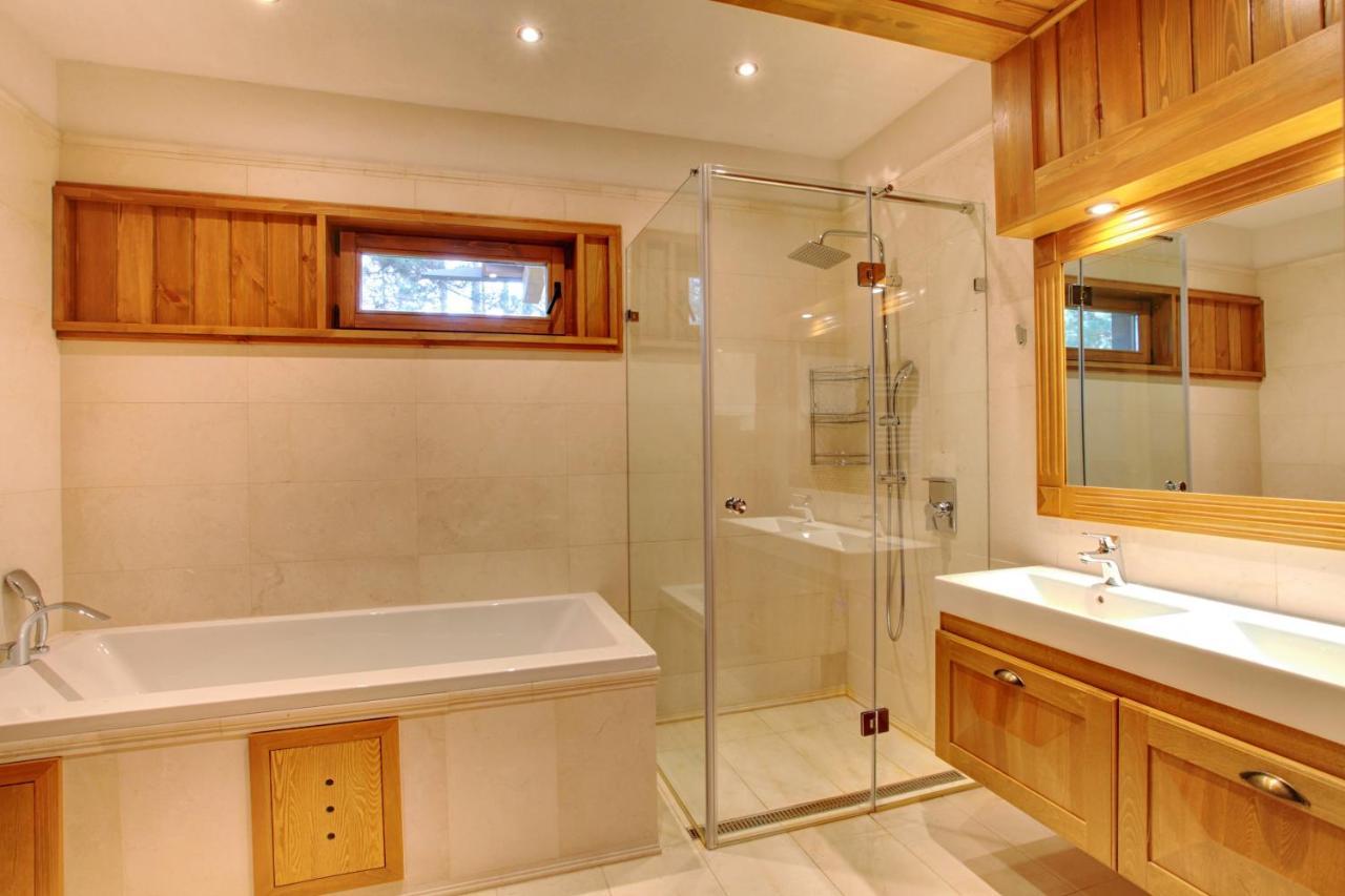 רזלוג Villa Four Seasons מראה חיצוני תמונה