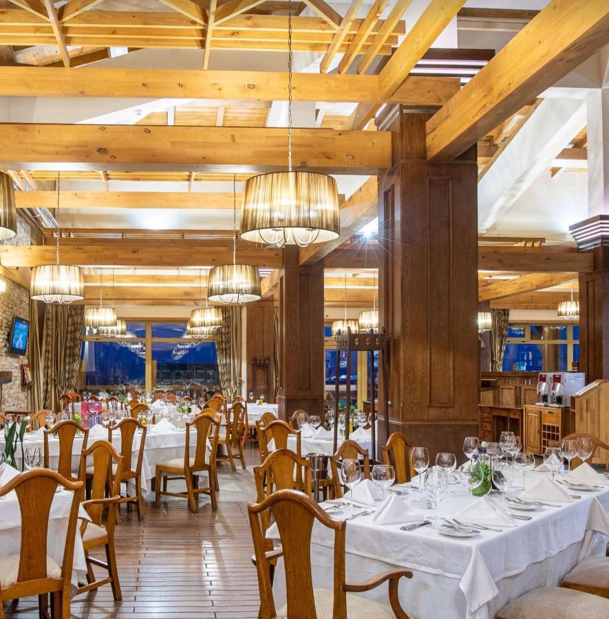 רזלוג Villa Four Seasons מראה חיצוני תמונה
